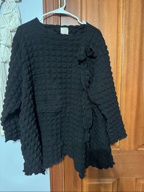 Zadie B. Black Textured Waffle Knit Top with Front Tie Detail